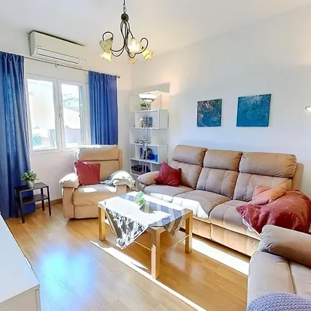 Spacious Townhouse Calas Blancas Beachside Сasa de vacaciones